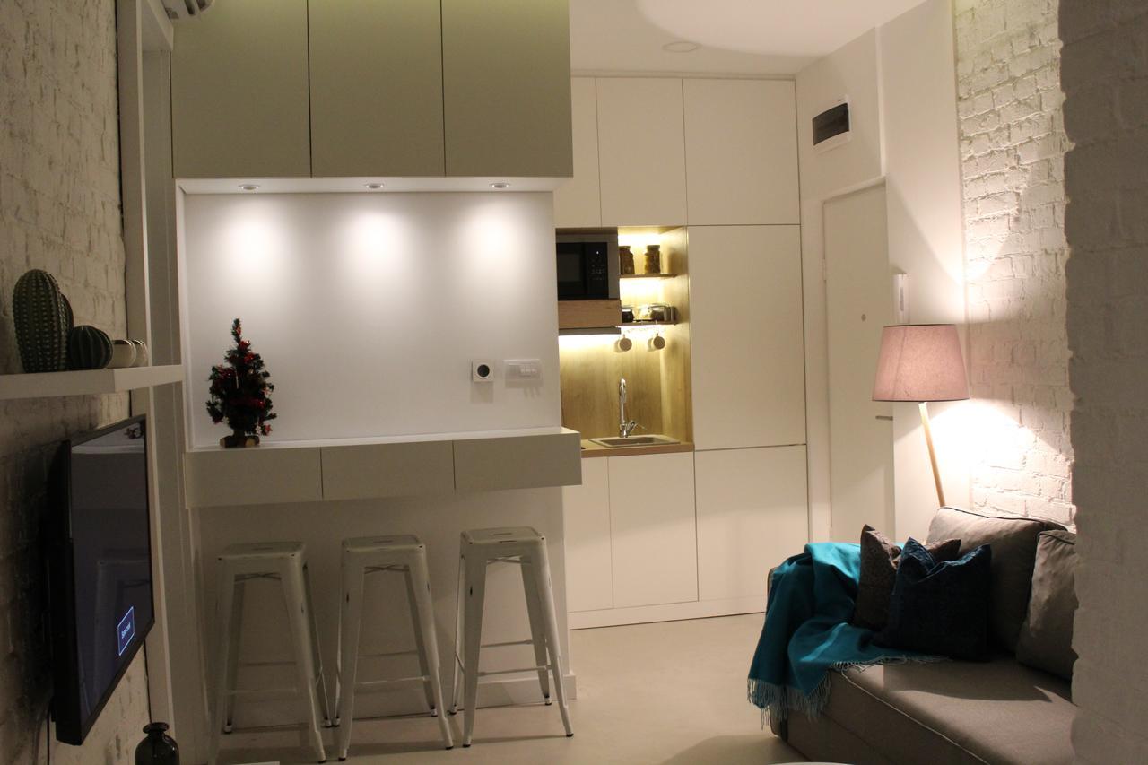 Momo Apartment Belgrado Buitenkant foto