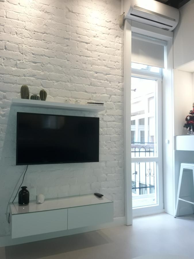 Momo Apartment Belgrado Buitenkant foto