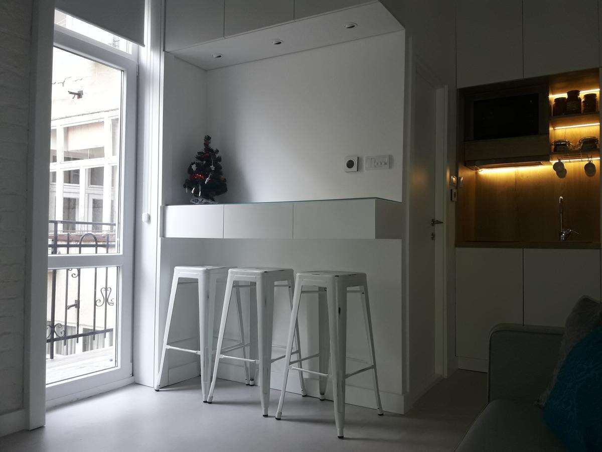Momo Apartment Belgrado Buitenkant foto